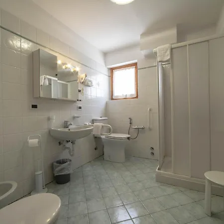 Beau Sejour Отель