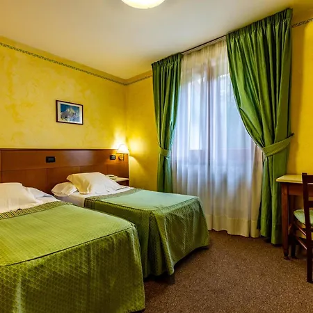 Beau Sejour Отель