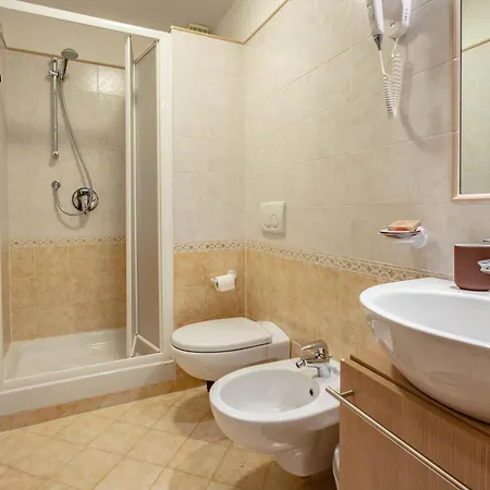 Hotel Beau Sejour 3*